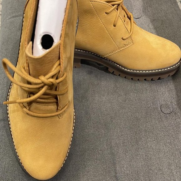 Timberland Women's Courmayeur Valley Chukka Wheat Nubuck A2N5H ALL SIZES - Picture 5 of 8